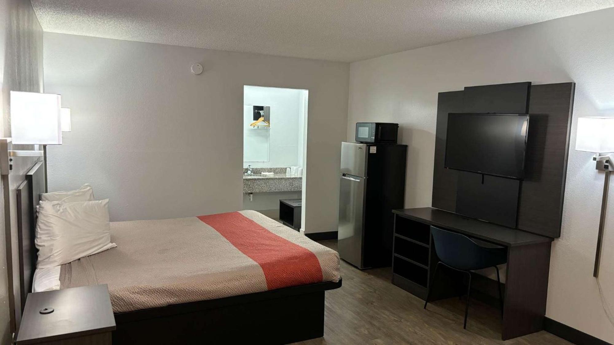 Hotel 6-macclenny, Fl 2*